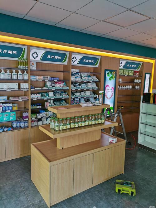 常州大藥房展示柜展示架定制工廠,藥店柜臺貨架生產